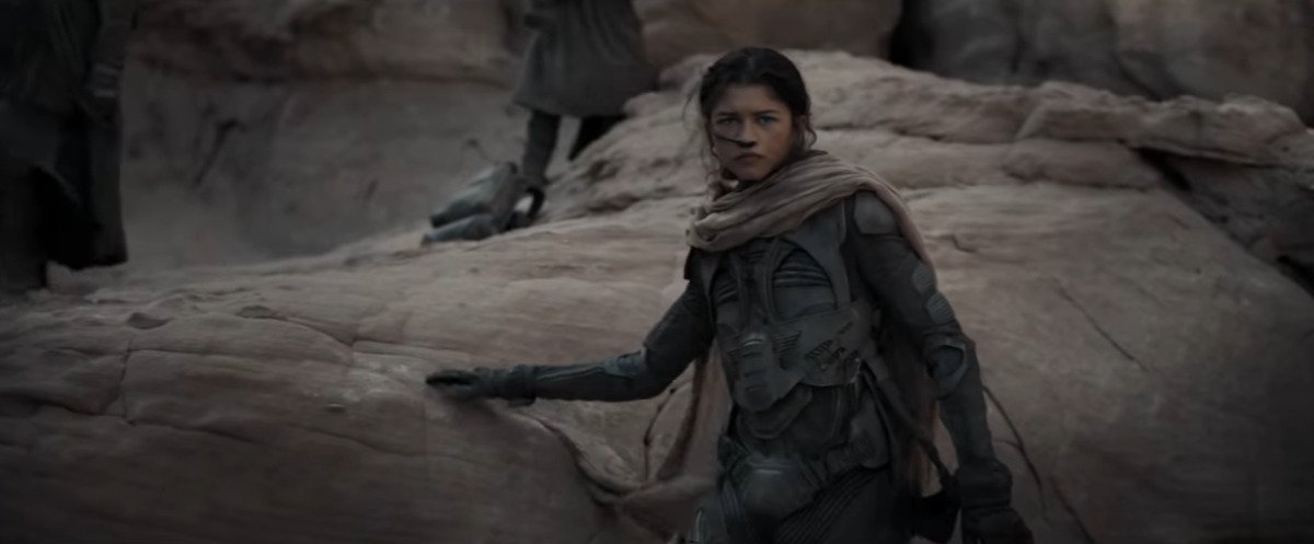 zendaya looks sad in dune