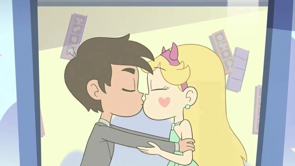 Star kissing Marco on Star vs. the Forces of Evil.
