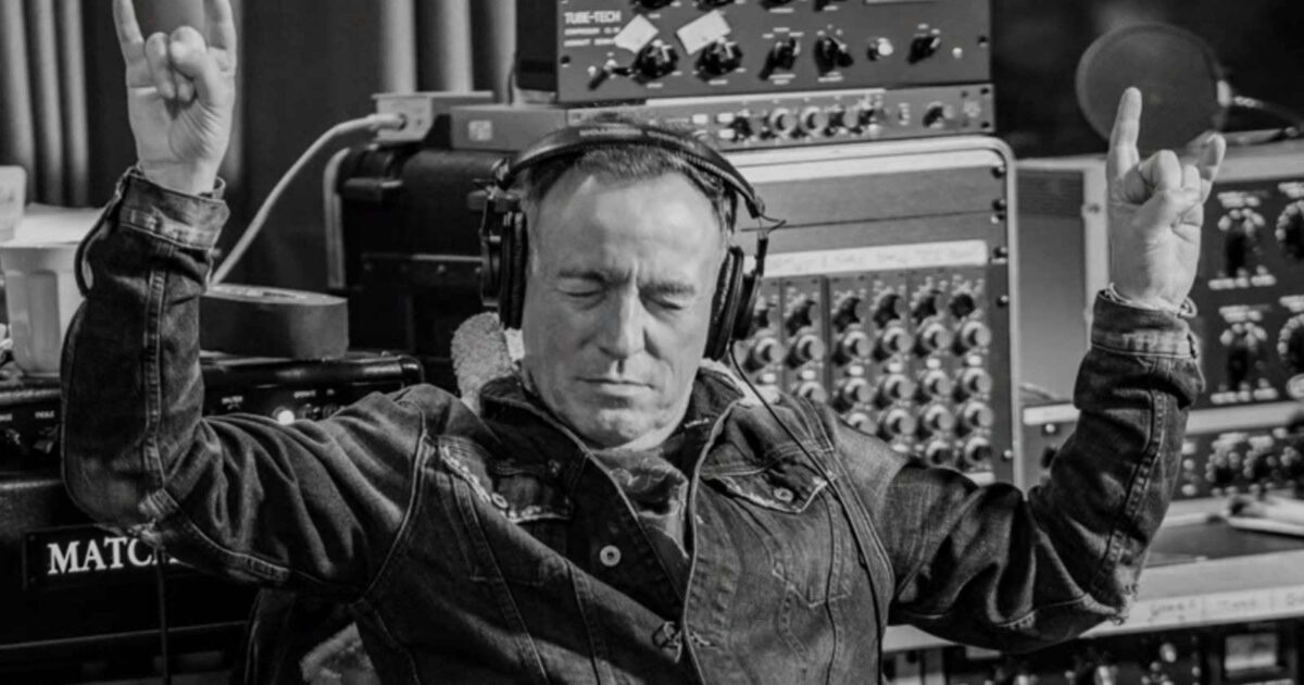 Bruce Springsteen in Letter To You