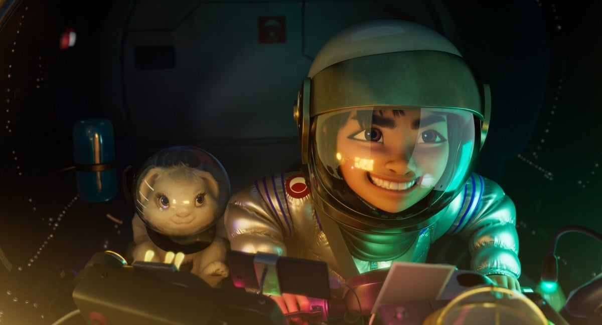OVER THE MOON - (L-R) "Bungee the rabbit" and "Fei Fei" (voiced by Cathy Ang). © 2020 Netflix, Inc.