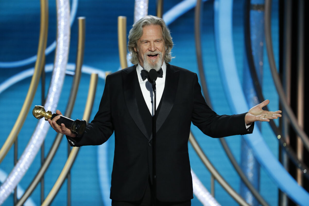 Jeff Bridges accepting his Golden Globe