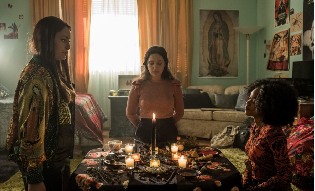 three girls try some magic in the crafy legacy