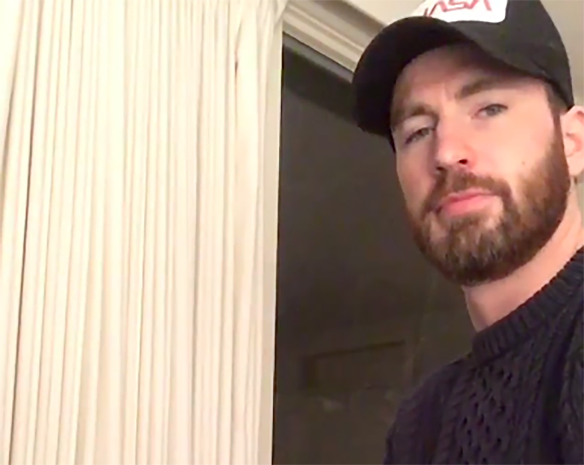 Chris Evans playing piano without any regard for us being stuck in quarantine