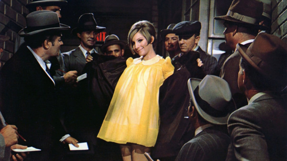 Title: FUNNY GIRL • Pers: STREISAND, BARBRA • Year: 1968 • Dir: WYLER, WILLIAM • Ref: FUN006DB • Credit: [ COLUMBIA / THE KOBAL COLLECTION ]