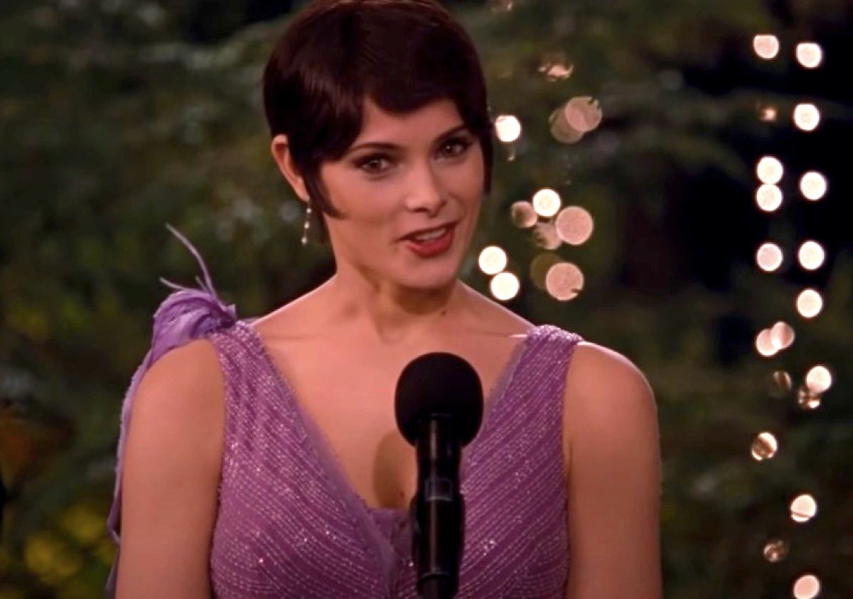 Alice Cullen speaks at Bella and Edward's wedding.