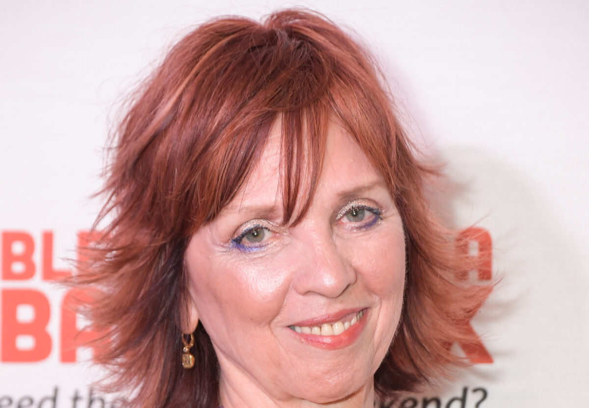 Nora Roberts Destroys a Fan Who Tries to Explain Publishing The Mary Sue