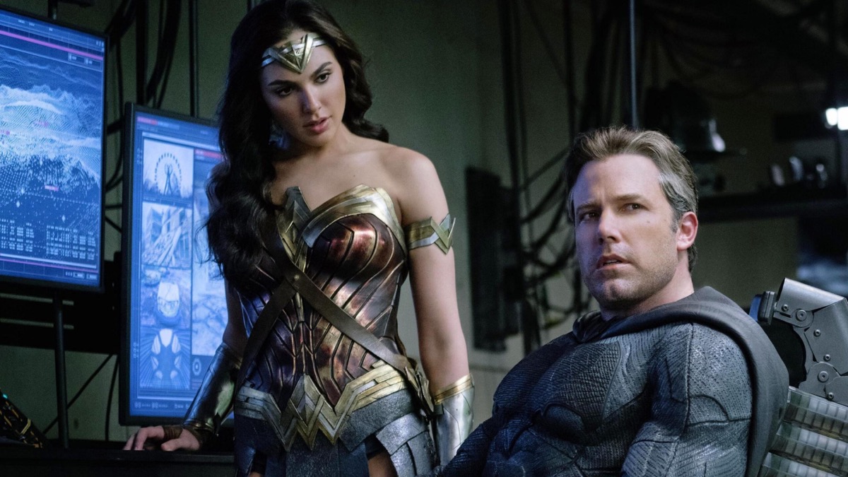 Wonder Woman (Gal Gadot) gives Batman (Ben Affleck) an incredulous look in Justice League.