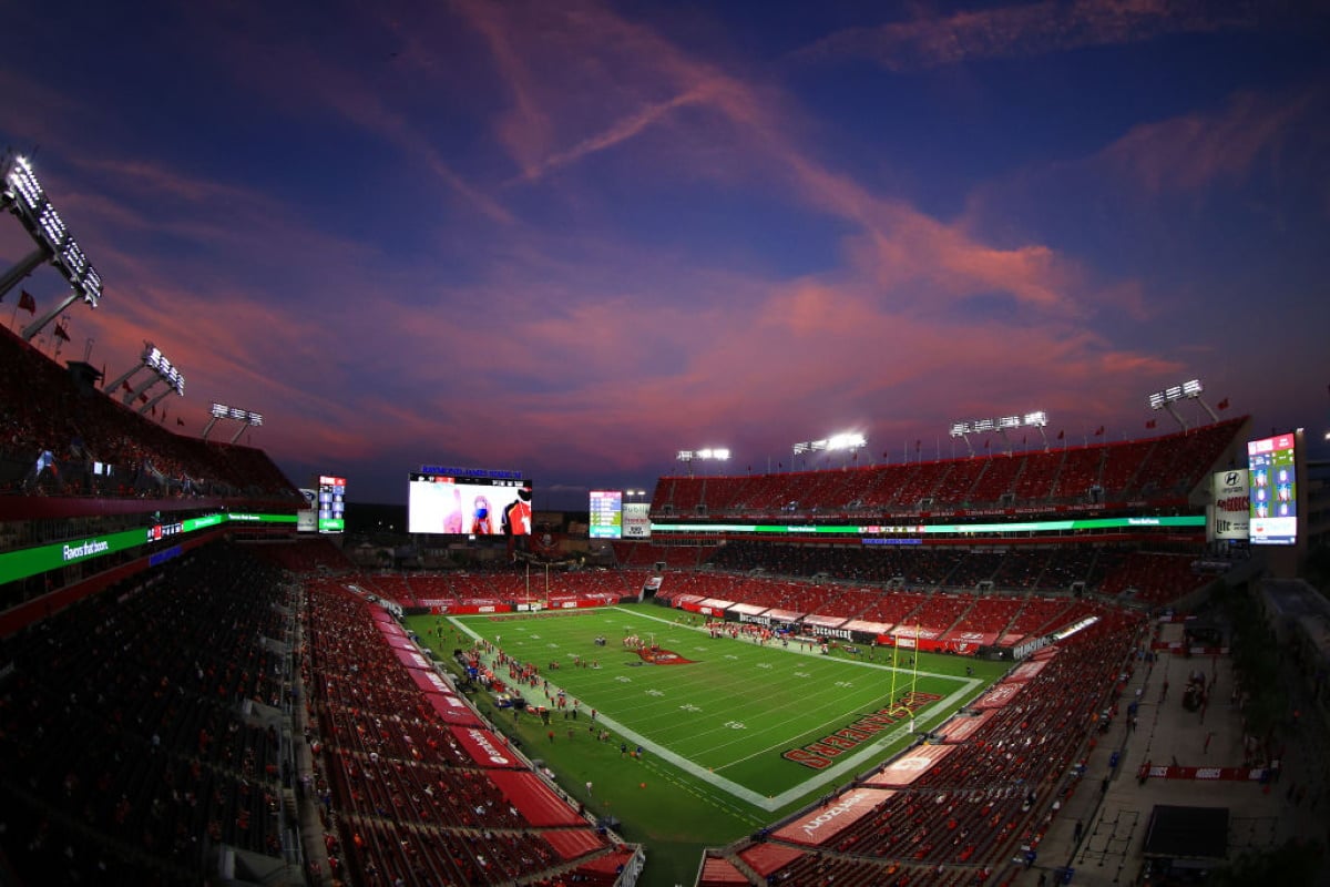 A general view of the game in the second quarter between the Kansas City Chiefs and the Tampa Bay Buccaneers at Raymond James Stadium on November 29, 2020 in Tampa, Florida.