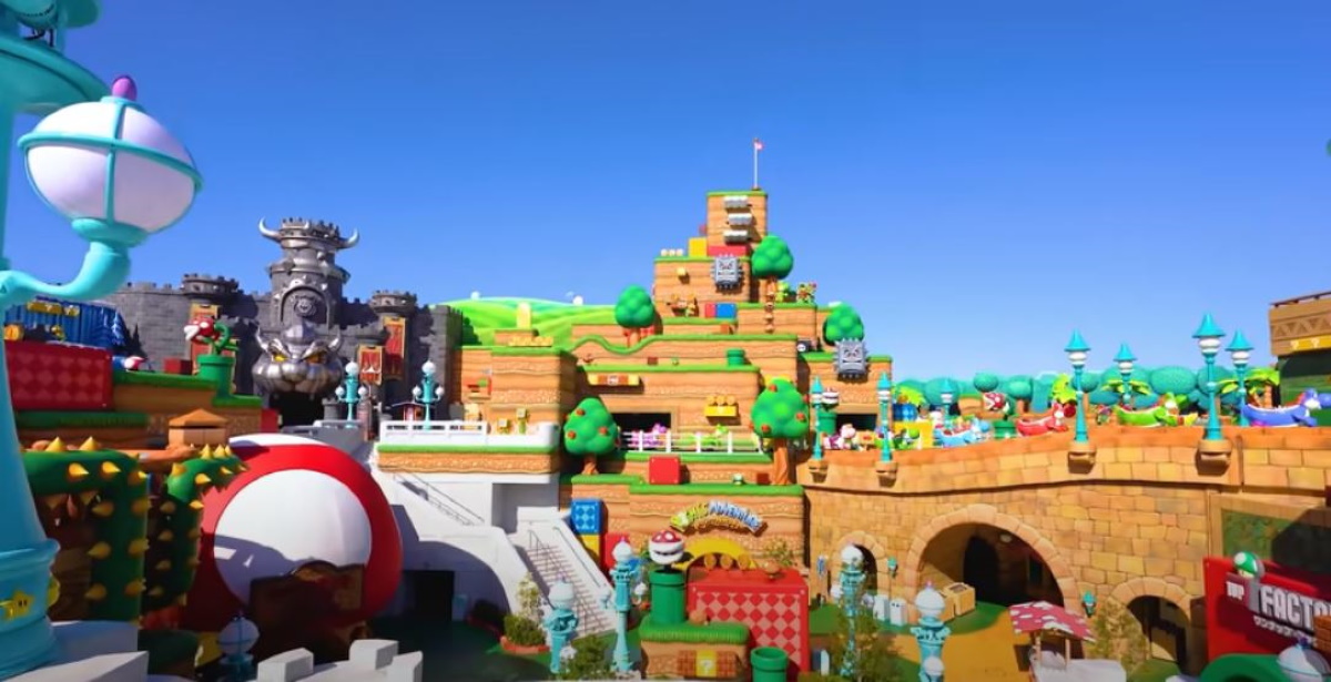 Screenshot to the trailer for Super Nintendo World