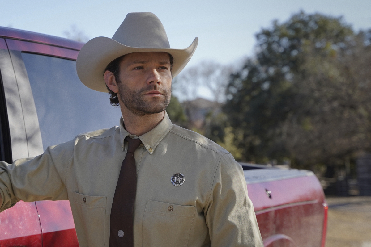 Walker -- “Pilot” -- Image Number: WLK101g_0178r2 -- Pictured: Jared Padalecki as Cordell Walker -- Photo: Rebecca Brenneman/The CW -- © 2021 The CW Network, LLC. All Rights Reserved.