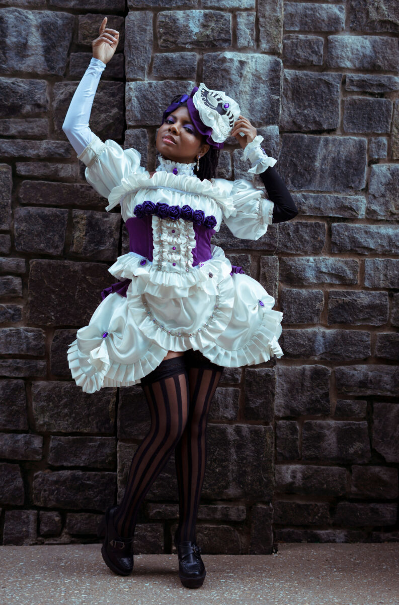 Invisible Wonders cosplaying as Amethyst