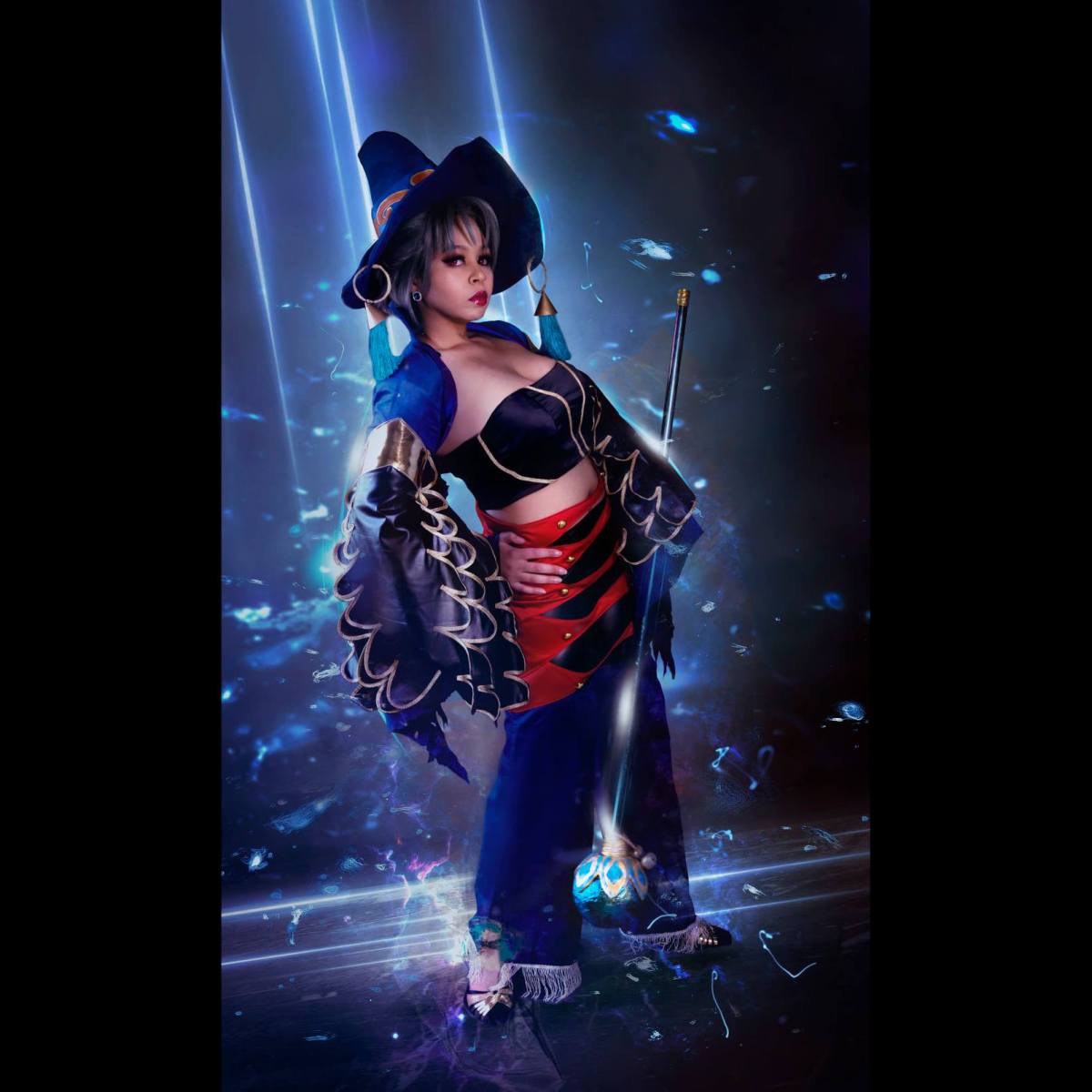 Blair Scott (Queen B Cosplays) cosplaying from Final Fantasy