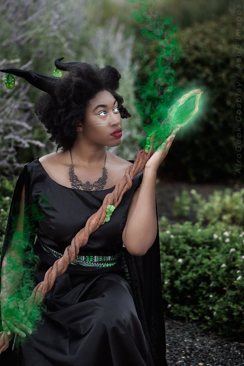 Picture of Ashley Mika (Afrogeek Cosplay) as Maleficent