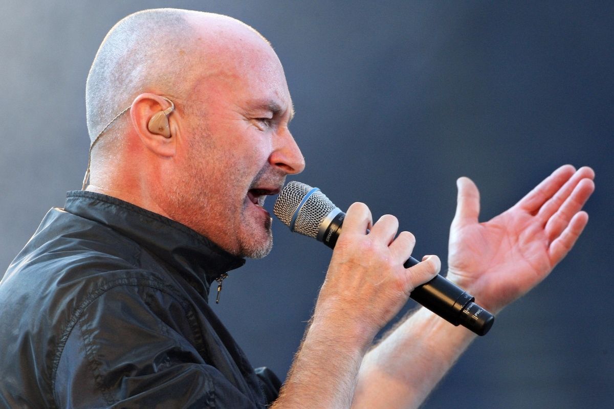 Phil Collins singing.