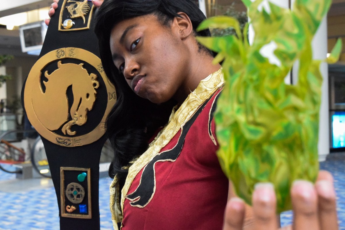 Ashley Mika (Afrogeek Cosplay) as Shang Tseng