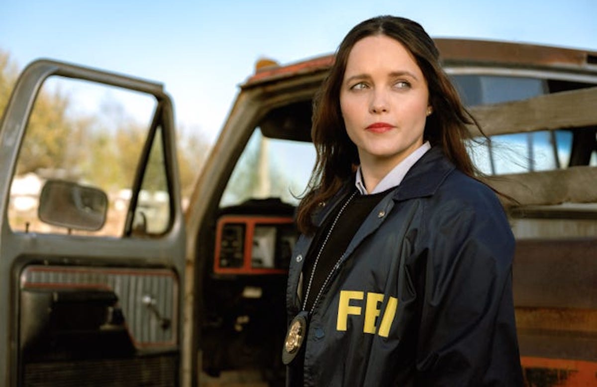 Rebecca Breeds as Clarice Starling, wearing an FBI jacket
