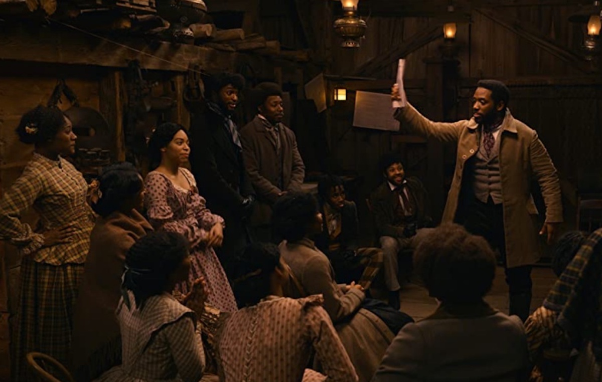 Amanda Warren, Chinaza Uche, and Ayo Edebiri in I'm Nobody! Who Are You? (2021)