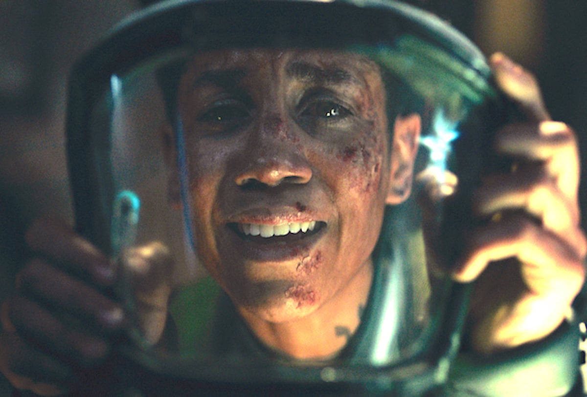 Dominique Tipper looks at a view screen as Naomi Nagata in The Expanse season five finale