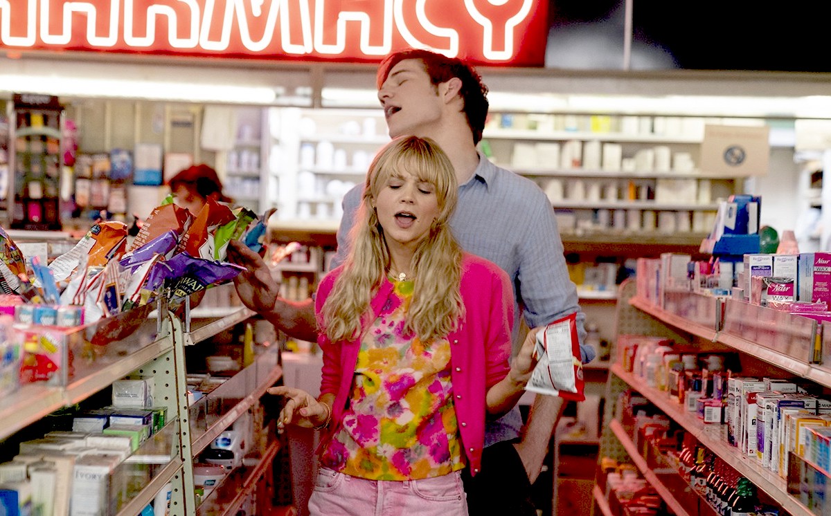 Carey Mulligan as Cassie sings Paris Hilton in a convenience store.