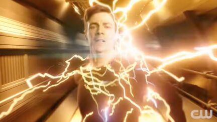 scene of Barry Allen running fast in season seven trailer