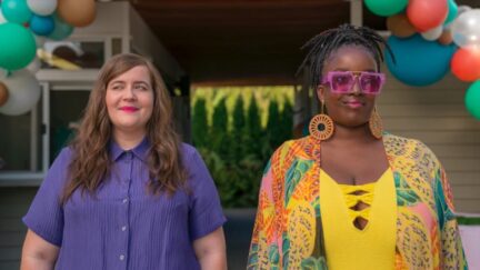 Aidy Bryant's Annie and Lolly Adefope's Fran stand side by side on Hulu's Shrill.