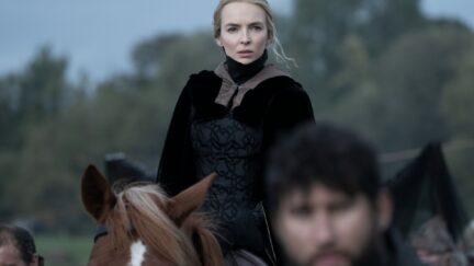the-last-duel-jodie-comer-marguerite-de-carrouges on a horse