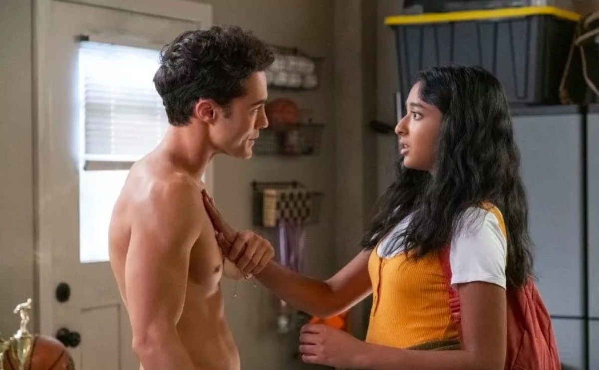 Paxton talks to Devi shirtless in Never Have I Ever.