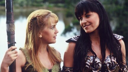 xena gabrielle are back with Renee o Connor and Lucy lawless back together