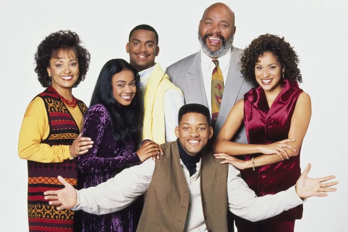 The second aunt viv and the cast of the original Fresh Prince of Bel-Air.