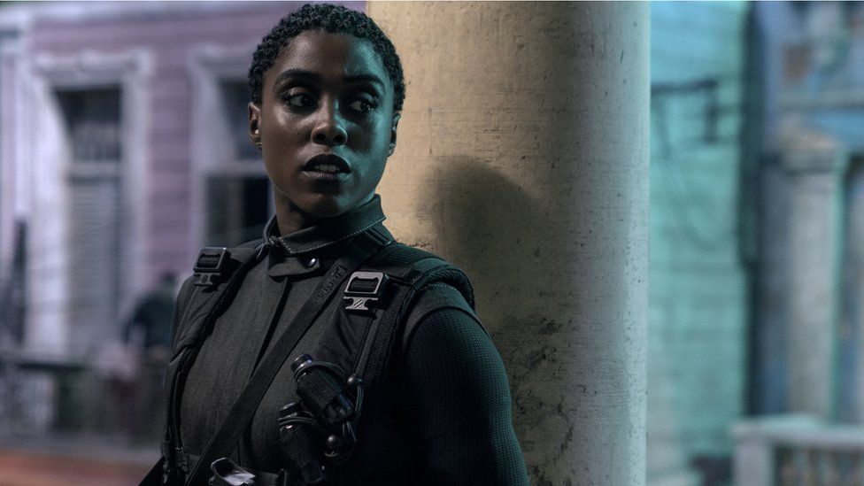 Lashana Lynch poses as Nomi in 'No Time to Die'