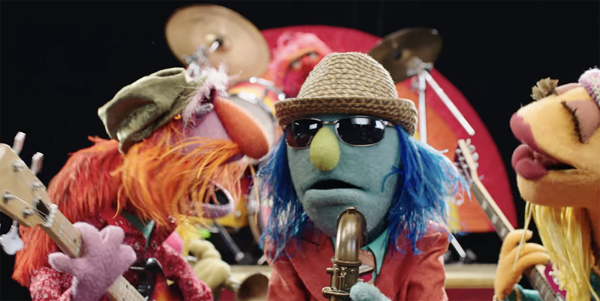 The Muppets take on Mr. Blue Sky