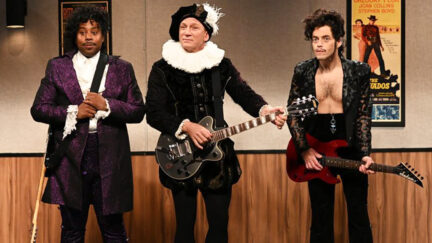 Daniel Craig crashing Rami Malek's Saturday Night Live