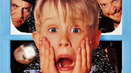 Macaulay Culkin with hands on his cheeks as Kevin in a 'Home Alone' promo picture