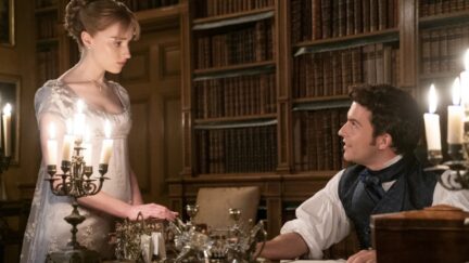 daphne returns bridgerton season two