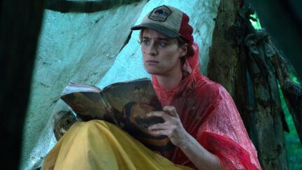 Kirsten reads the Station Eleven graphic novel in 'Station Eleven'