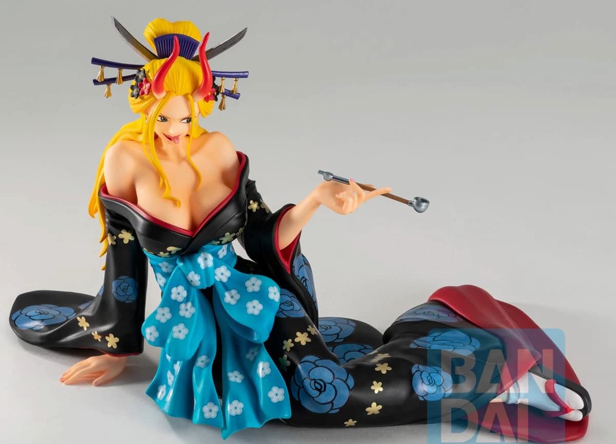 Promotional image of Bandai's Black Maria figurine
