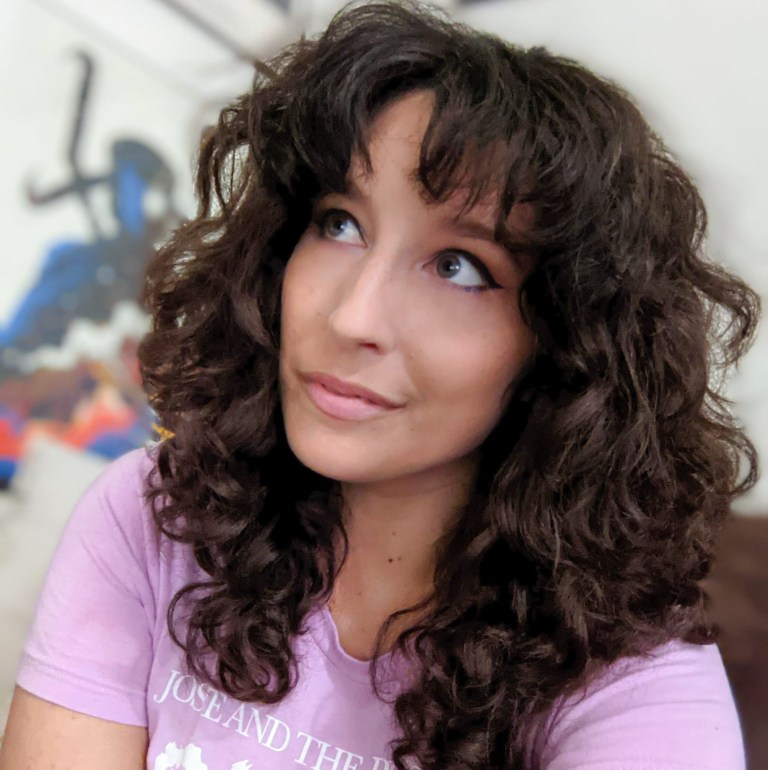 Cosplayer Veronica Rae Angers Trolls With Her 'Joker' Shoot | The Mary Sue