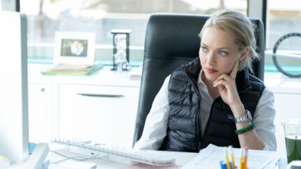 Amanda Seyfried as Elizabeth Holmes in 'The Dropout'