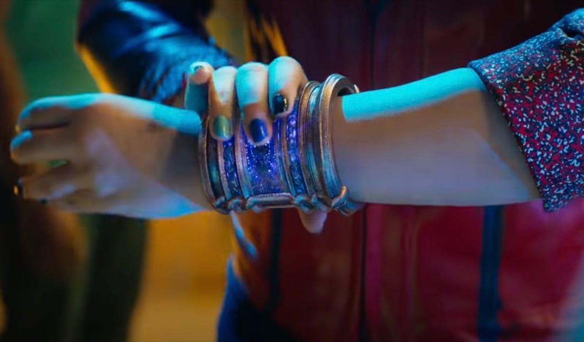 Nega-Bands or Quantum Bands in the Ms. Marvel trailer.