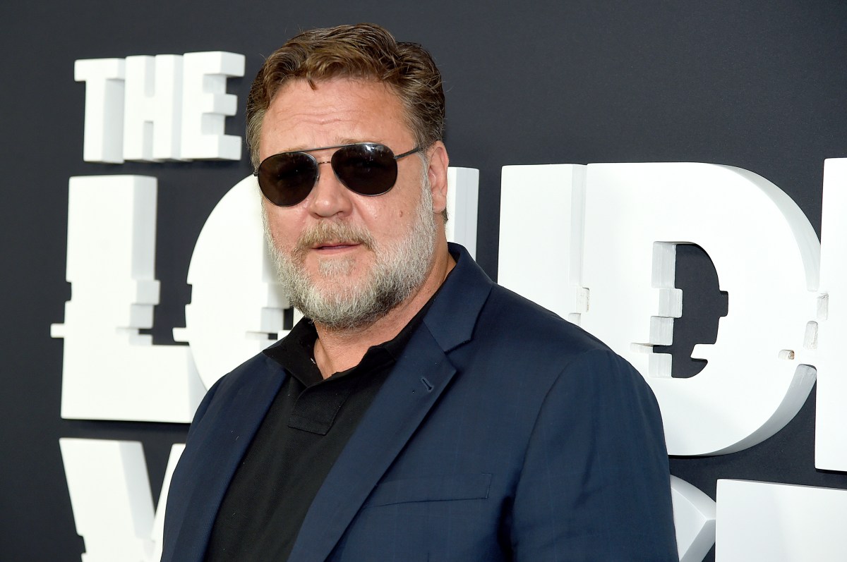 Russell Crowe looking cool in some sunglasses