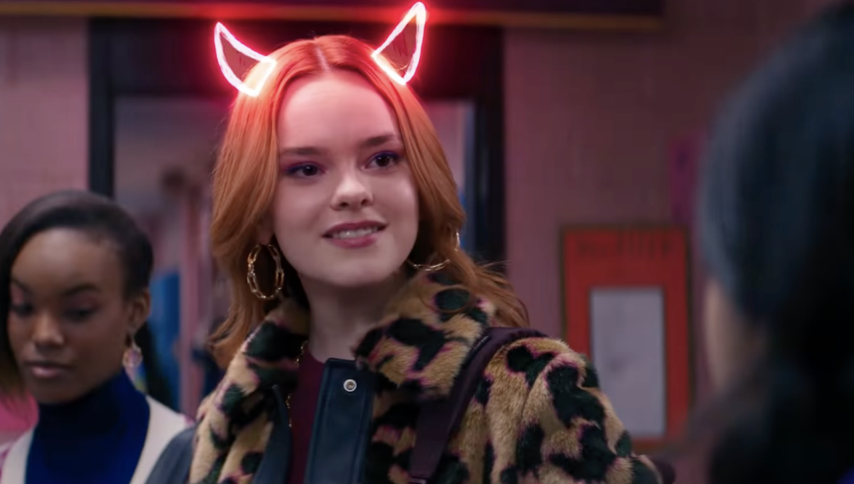 Zoe Zimmer in glowing devil horns
