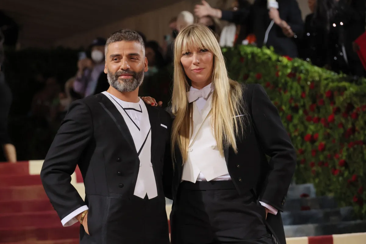 Oscar Isaac and Elvira Lind looking like the best