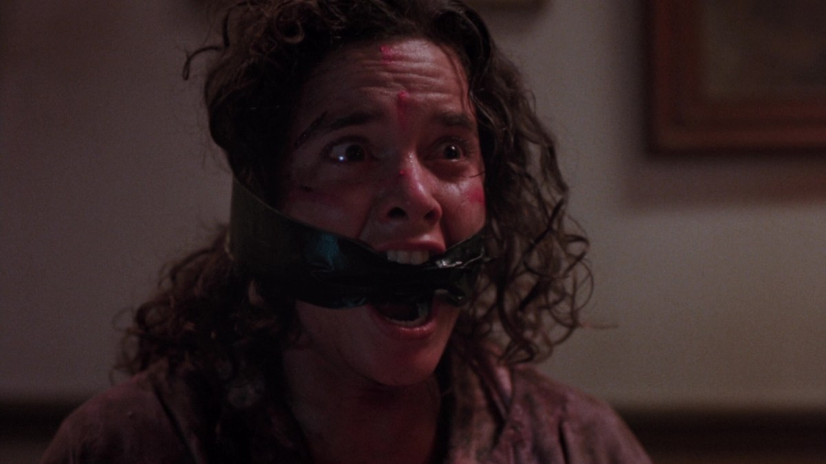 Michelle in Leatherface:The Texas Chainsaw Massacre 3 screaming