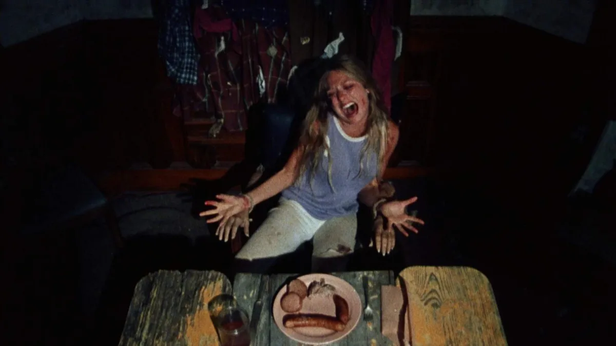 Sally screaming in terror in 'The Texas Chain Saw Massacre'