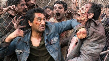 travis in Fear the Walking Dead season 3