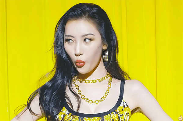 A gif of Sunmi from the music video of her single "Heroine"