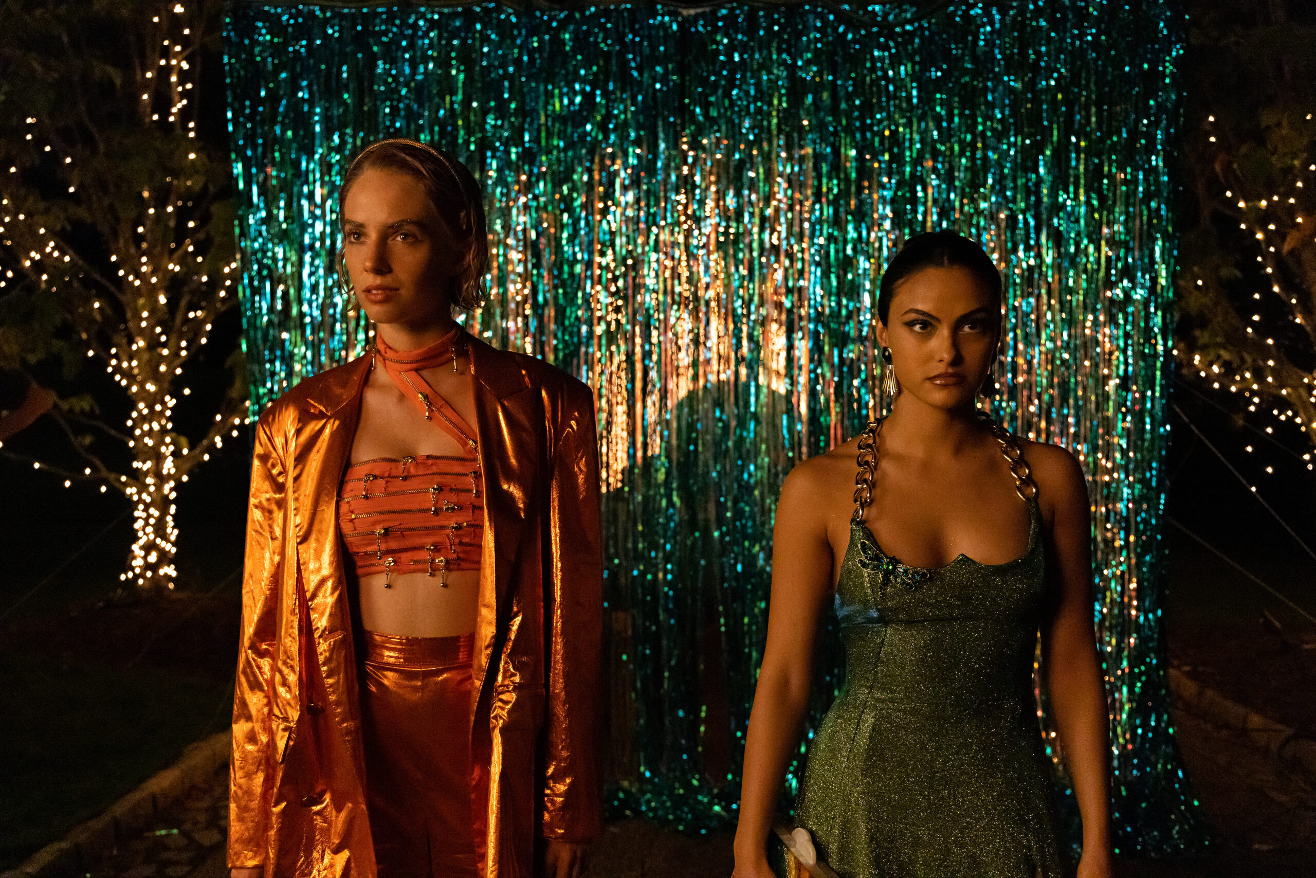DO REVENGE - (L-R) Maya Hawke as Eleanor and Camila Mendes as Drea in Do Revenge.