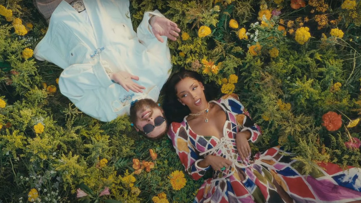 Posty and Doja get down in "I Like You (A Happier Song)"