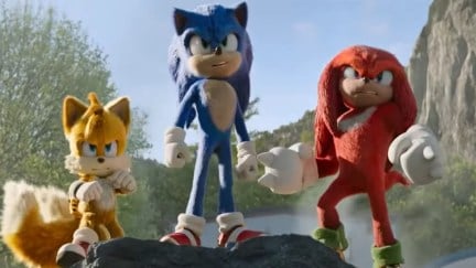 Sonic Heroes come together