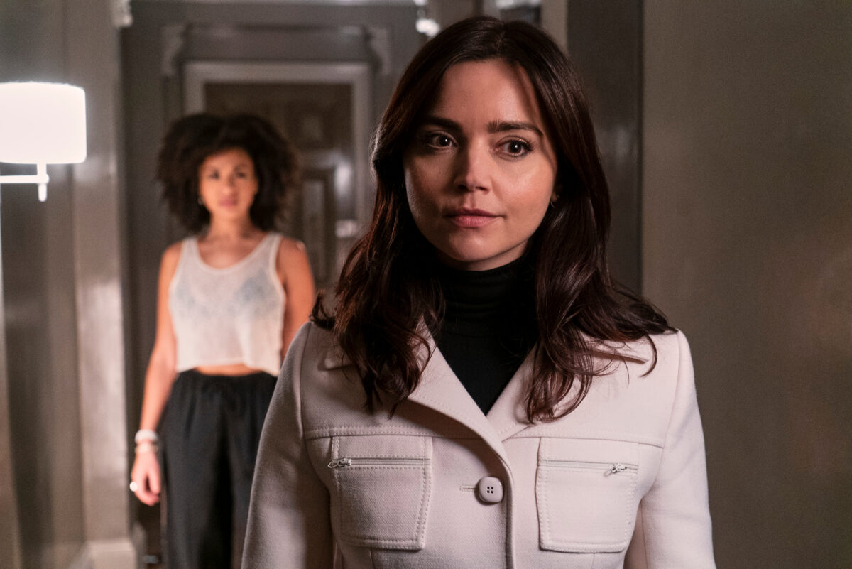 The Sandman. (L to R) Eleanor Fanyinka as Rachel, Jenna Coleman as Johanna Constantine in episode 103 of The Sandman.